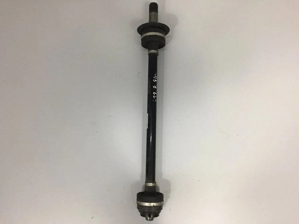 Tagumine pooltelg – BMW 7-seeria G11 G12 (2015-2022)