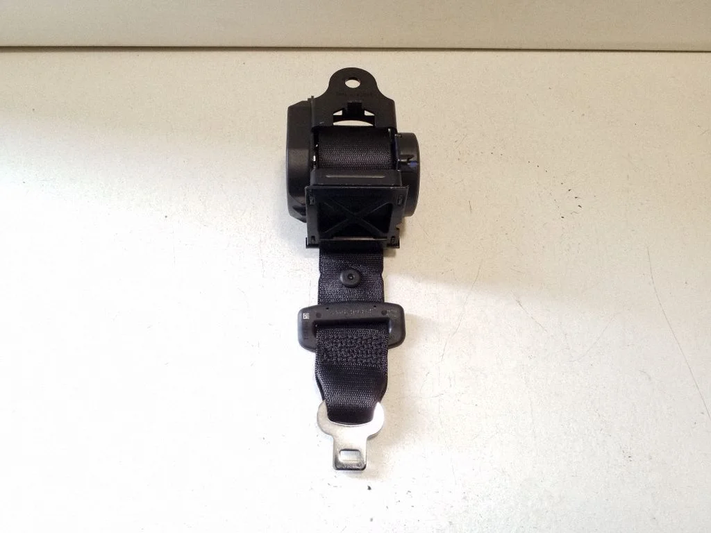 Middle seatbelt (rear) 7496279