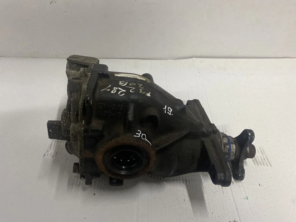 Rear differential – BMW 4 Series F32 F33 (2013-2020)