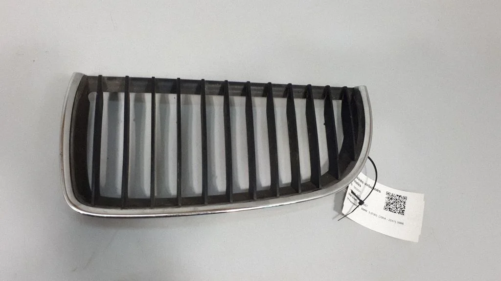 Front bumper upper radiator grill – BMW 3 Series E90 E91 (2005-2012)