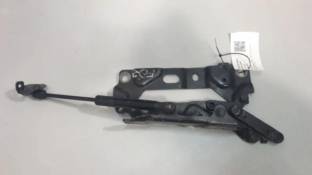 Engine bonnet/hood hinges – BMW 7 Series F01 F02 F03 F04 (2008-2016)