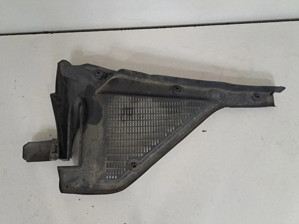 Wiper trim – BMW X5 E70 (2006-2013)