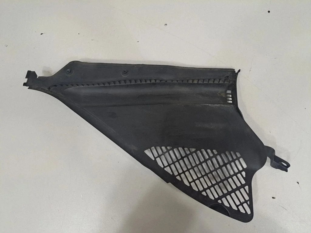 Wiper trim – BMW 4 Series F32 F33 (2013-2020)
