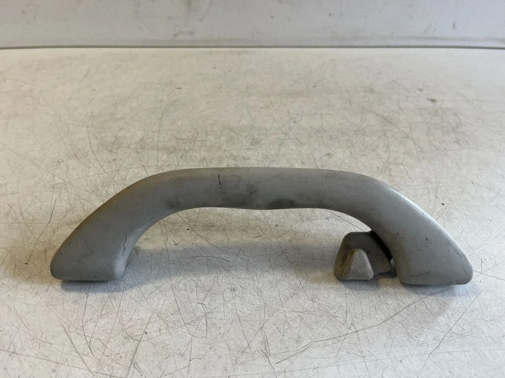 Tagumine lae käepide 3B0857607A