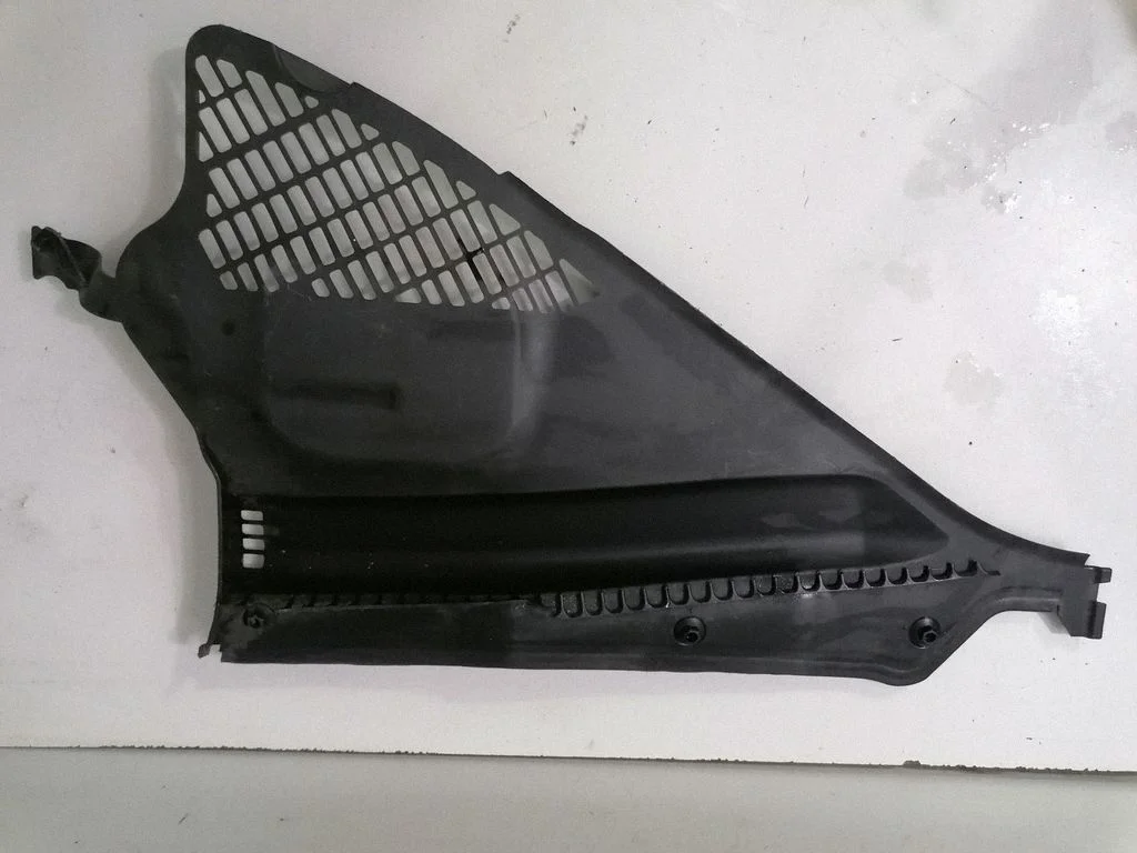 Wiper trim