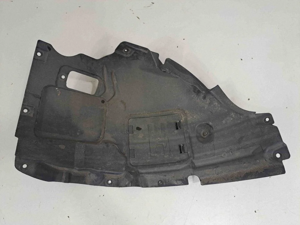 Front wheel arch liner splash guards 7260710