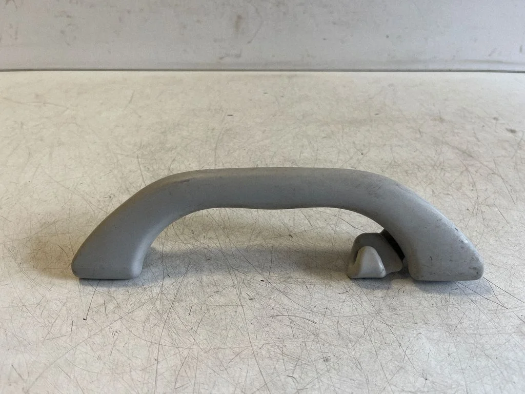 Tagumine lae käepide 3B0857607A