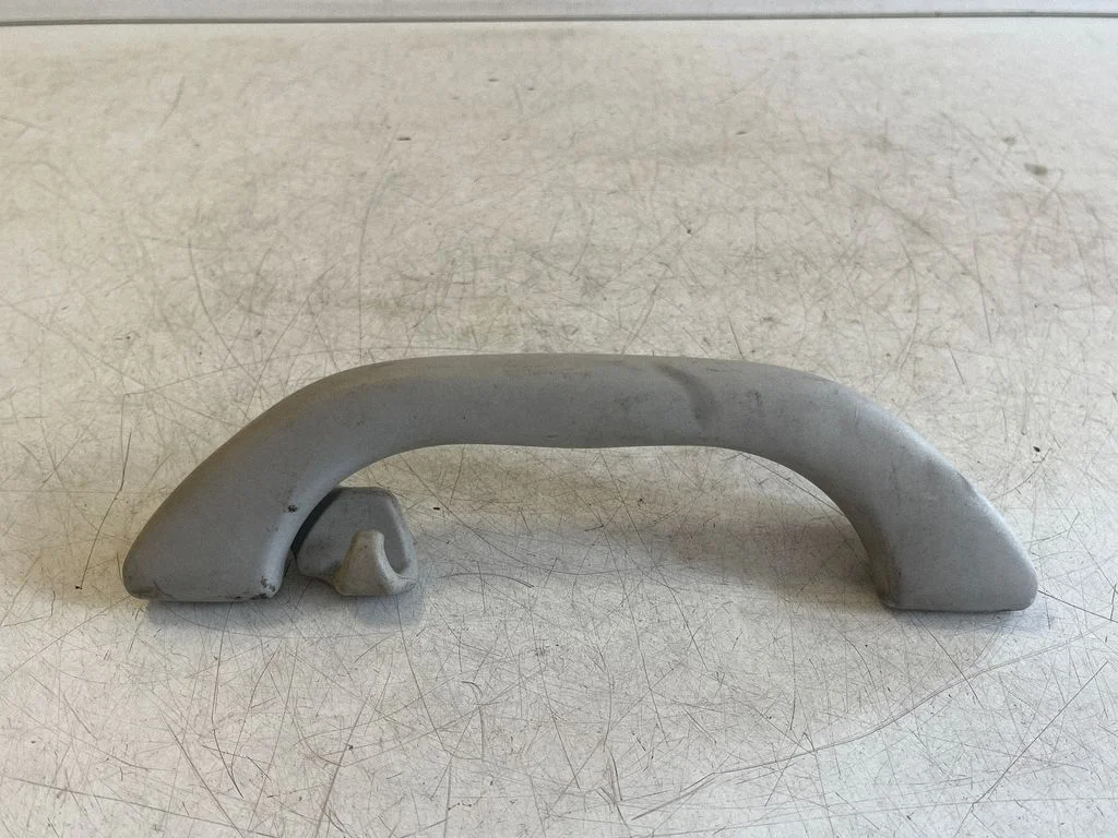 Tagumine lae käepide 3B0857608B