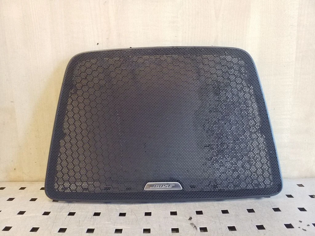 Palangės garsiakalbio apdaila