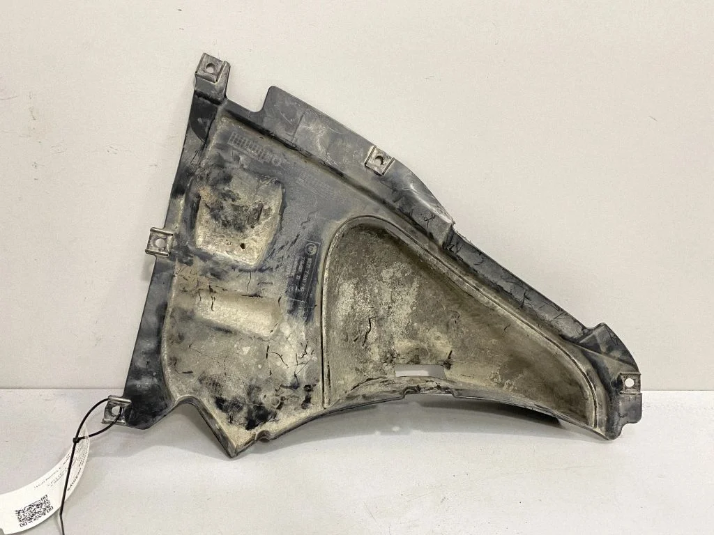 Priekšējais riteņa arkas dubļusargs – BMW 3. sērija F30 F35 F31 (2012-2018)