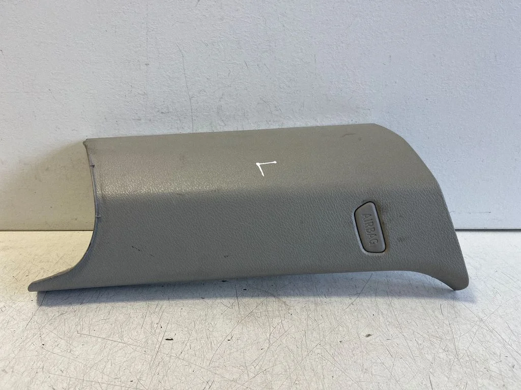 (C) pillar trim – BMW X3 F25 (2010-2017)
