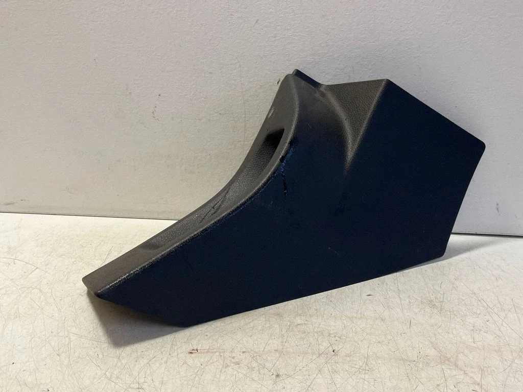 Foot area side trim 98139332ZD – Opel Vivaro (2019-)