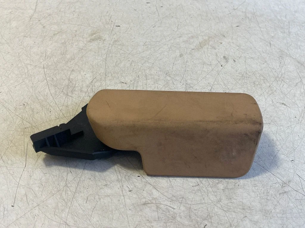 Mootorikapoti avamiskäepide 7P0823633
