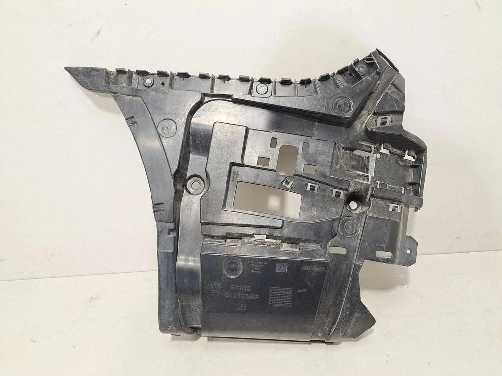 Tagumise kaitseraua kinnitusklamber – BMW 7-seeria G11 G12 (2015-2022)