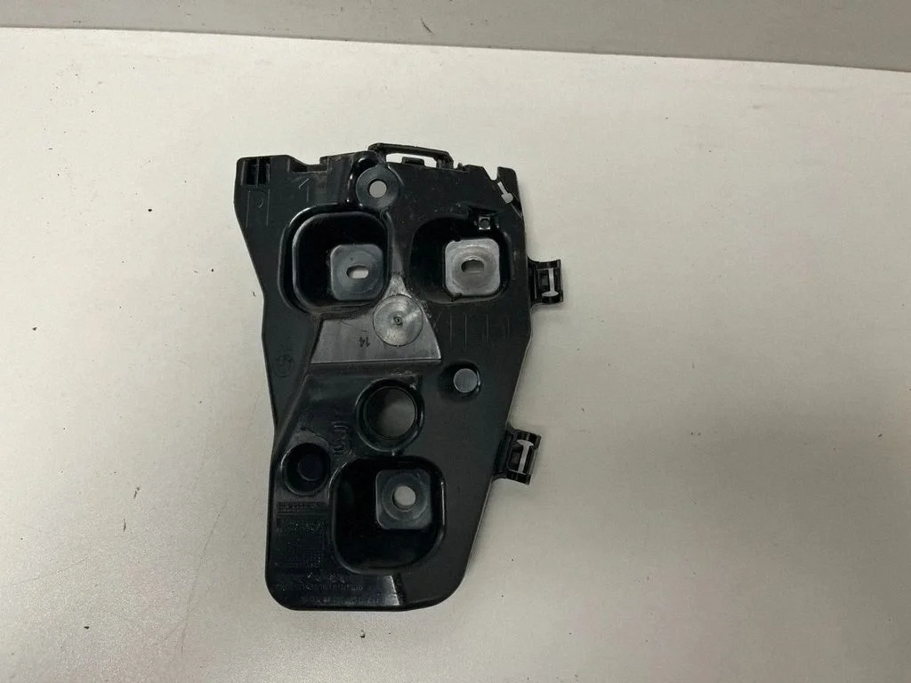 Rear bumper mounting bracket 9883542 – BMW iX1 (2022-)
