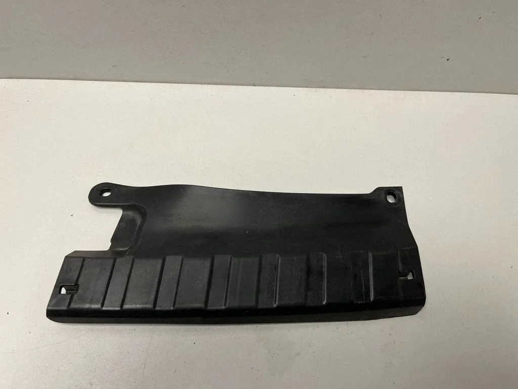 Rear bumper mounting bracket – BMW X5 G05 (2018-)