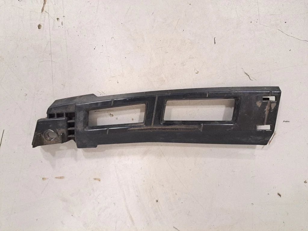 Rear bumper mounting bracket – BMW X5 E70 (2006-2013)