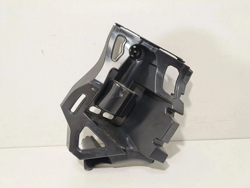 Rear bumper mounting bracket – BMW XM (2022-)