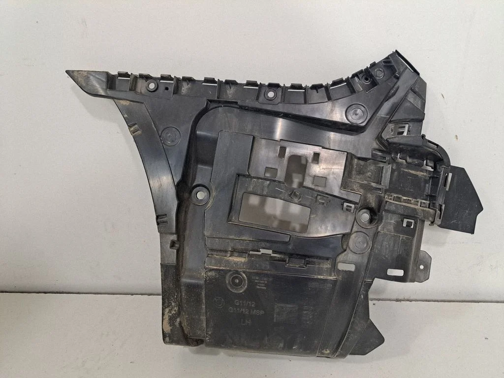 Tagumise kaitseraua kinnitusklamber – BMW 7-seeria G11 G12 (2015-2022)