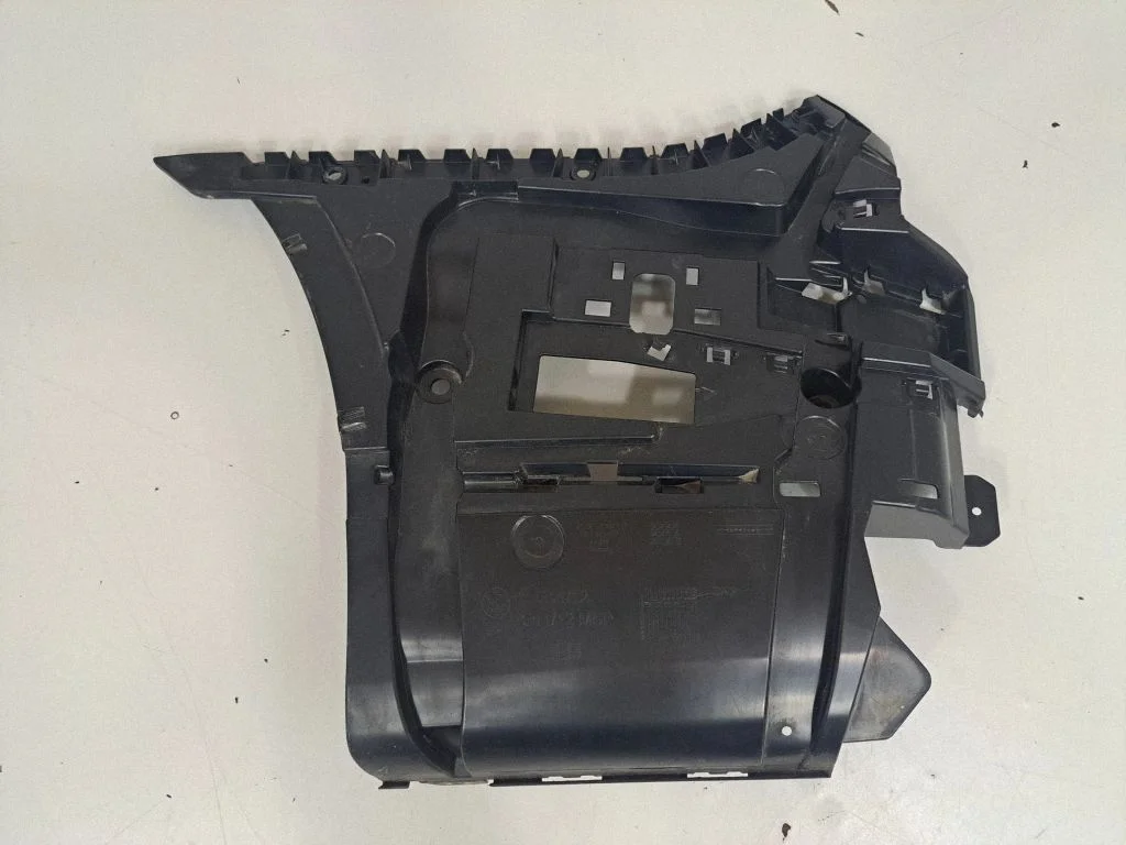 Tagumise kaitseraua kinnitusklamber – BMW 7-seeria G11 G12 (2015-2022)