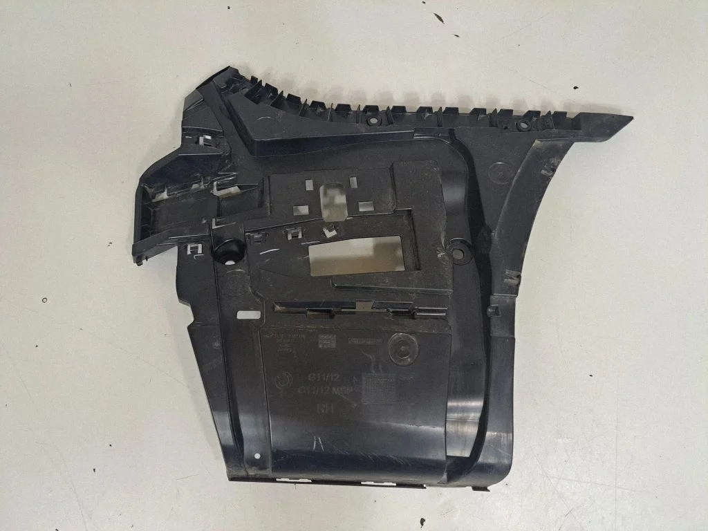 Tagumise kaitseraua kinnitusklamber – BMW 7-seeria G11 G12 (2015-2022)