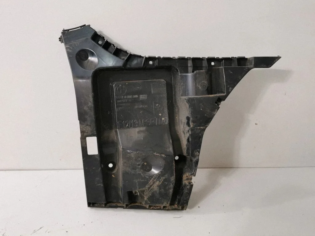 Mocowanie zderzaka tylnego – BMW Seria 6 F12 F13 (2010-2018)