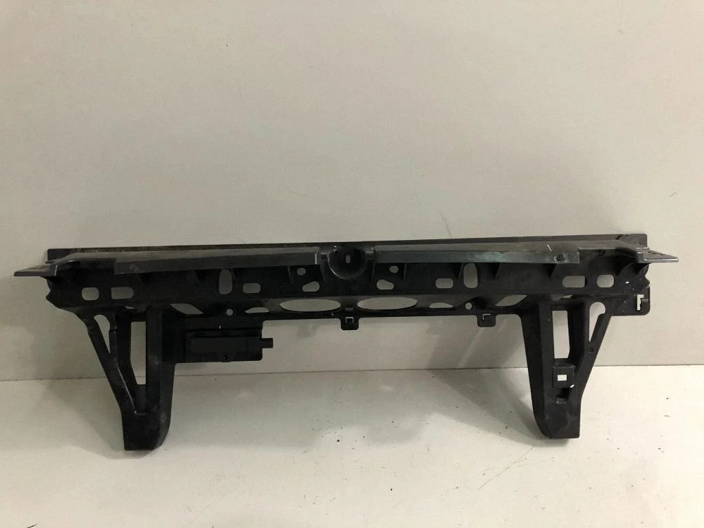 Rear bumper mounting bracket 7294391