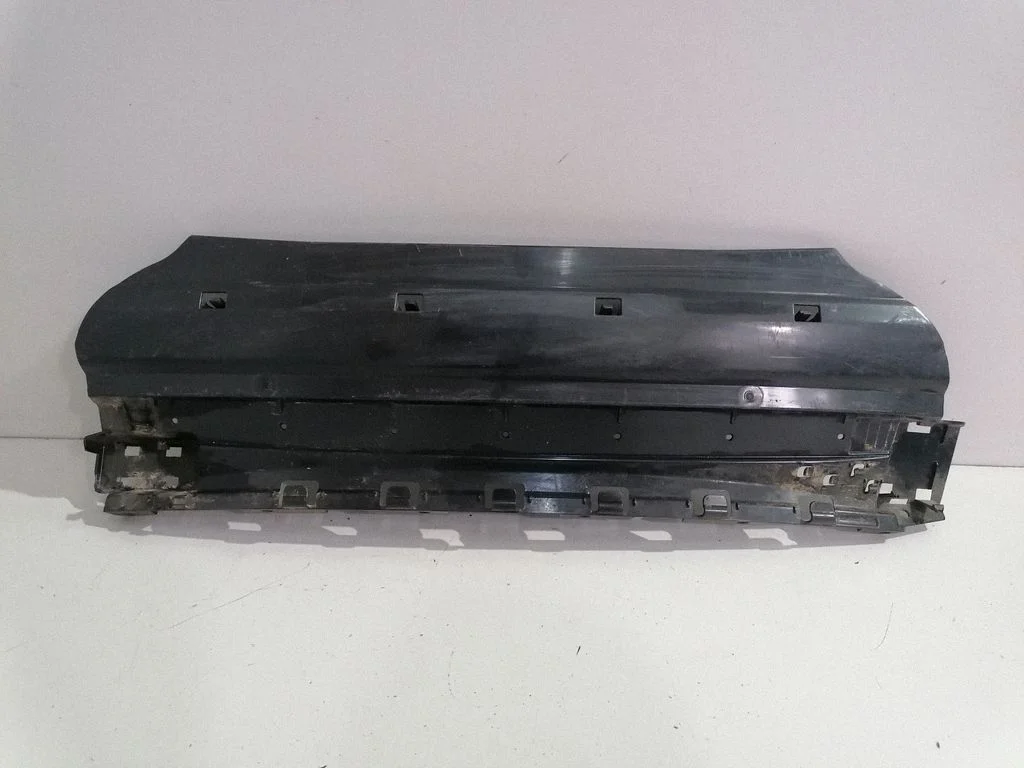 Rear bumper mounting bracket – BMW 5 Series F10 F11 (2009-2016)