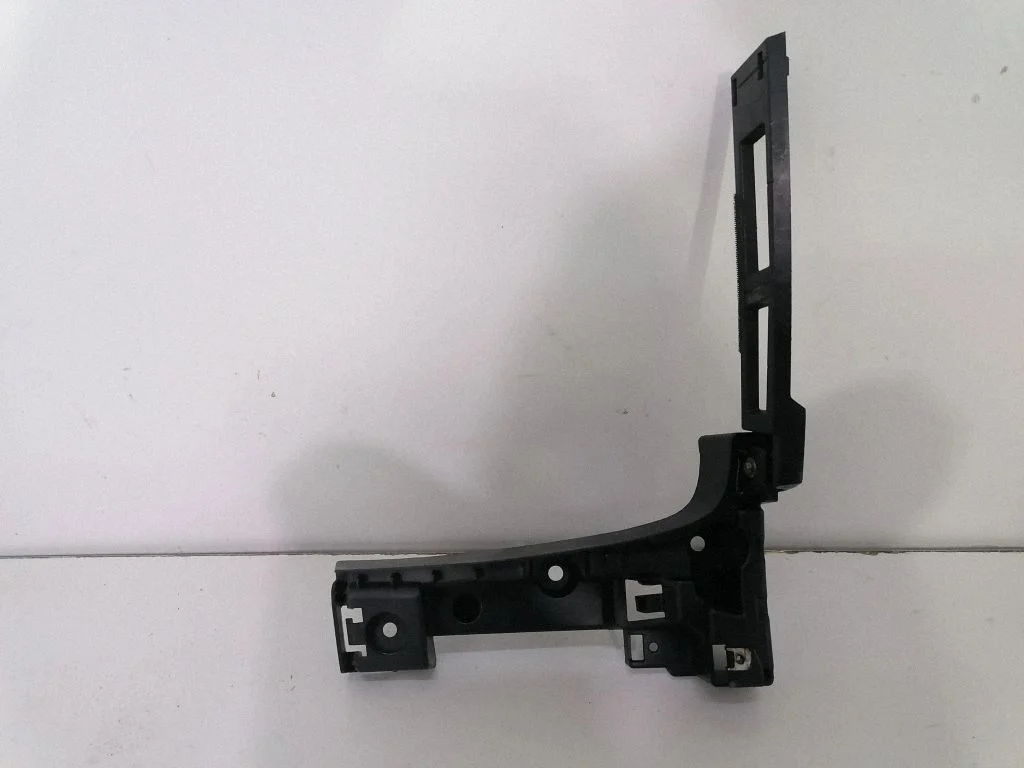 Rear bumper mounting bracket – BMW X5 E70 (2006-2013)