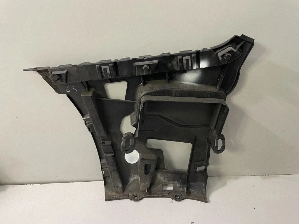 Rear bumper mounting bracket – BMW 3 Series F30 F35 F31 (2012-2018)