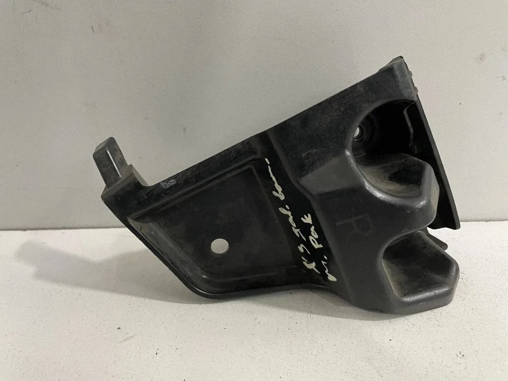 Rear bumper mounting bracket – BMW X3 E83 (2003-2010)