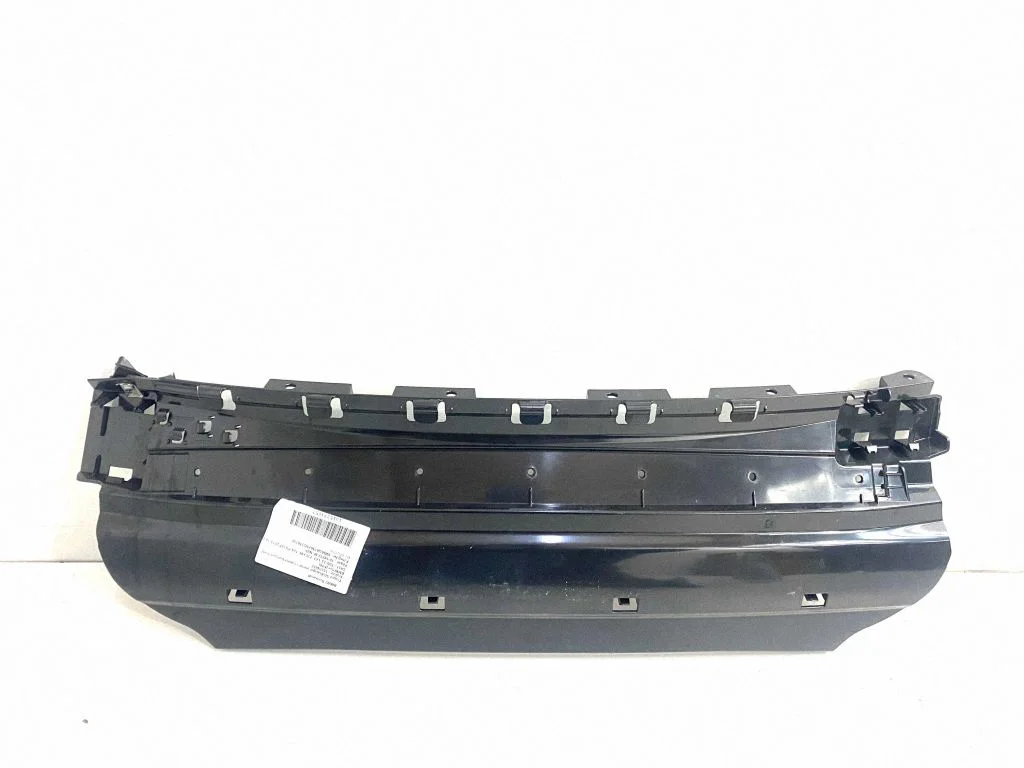 Rear bumper mounting bracket – BMW 5 Series F10 F11 (2009-2016)