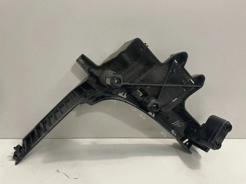 Mocowanie zderzaka tylnego – BMW X5 F15 (2013-2017)
