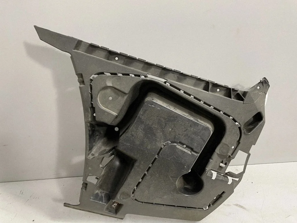Tagumise kaitseraua kinnitusklamber – BMW 5-seeria GT F07 (2010-2017)