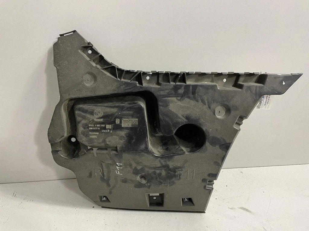 Mocowanie zderzaka tylnego – BMW Seria 5 F10 F11 (2009-2016)