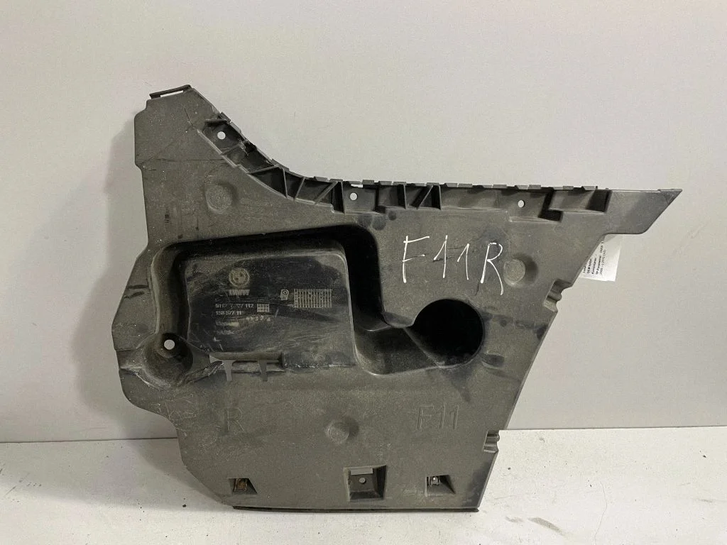 Mocowanie zderzaka tylnego – BMW Seria 5 F10 F11 (2009-2016)