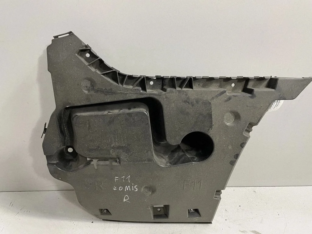 Mocowanie zderzaka tylnego – BMW Seria 5 F10 F11 (2009-2016)