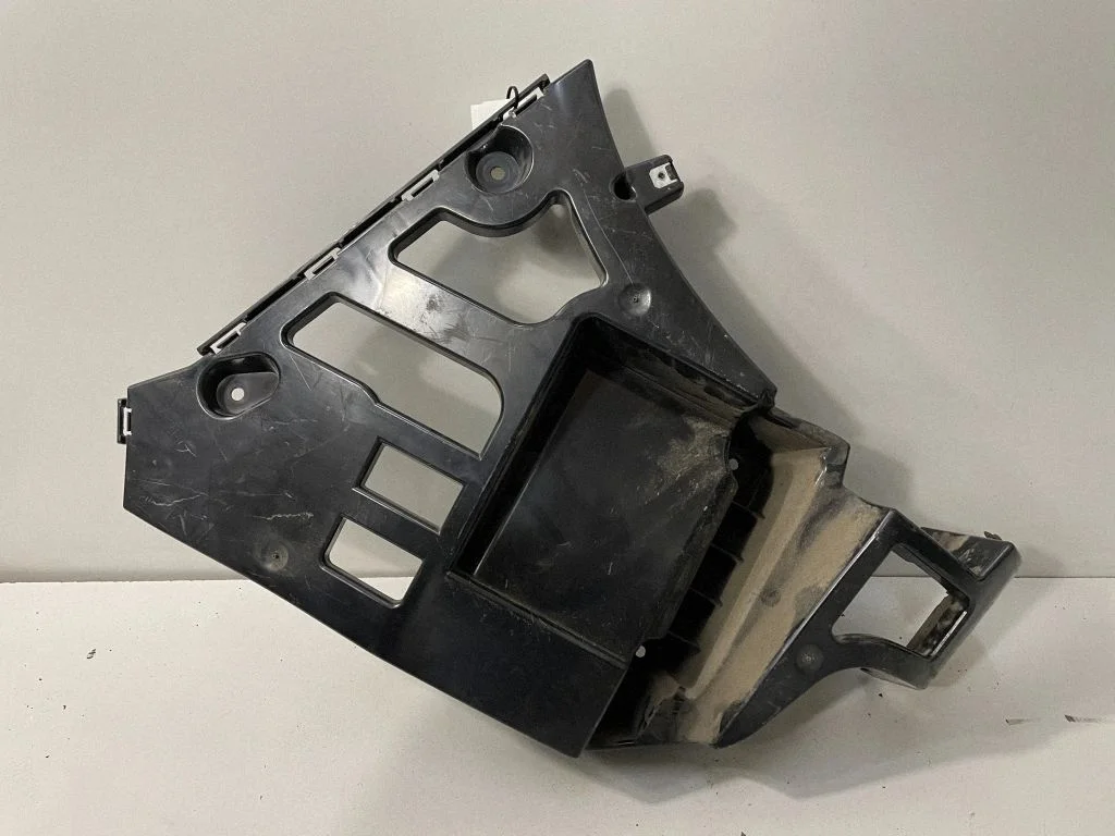 Rear bumper mounting bracket – BMW X5 F15 (2013-2017)