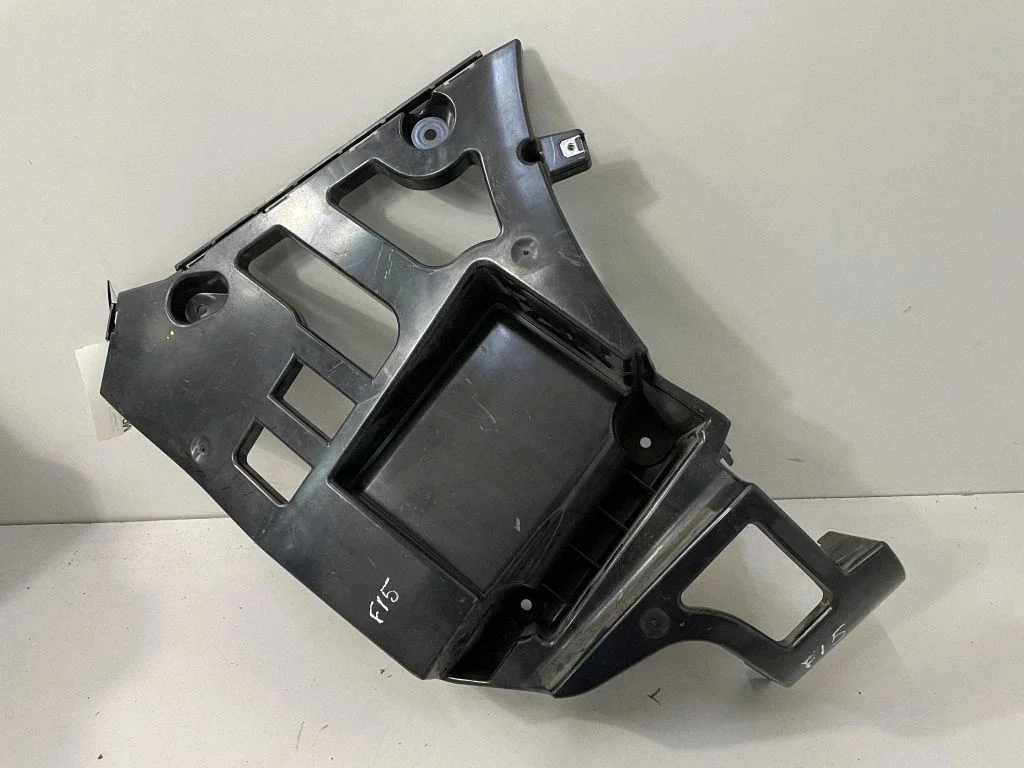 Rear bumper mounting bracket – BMW X5 F15 (2013-2017)