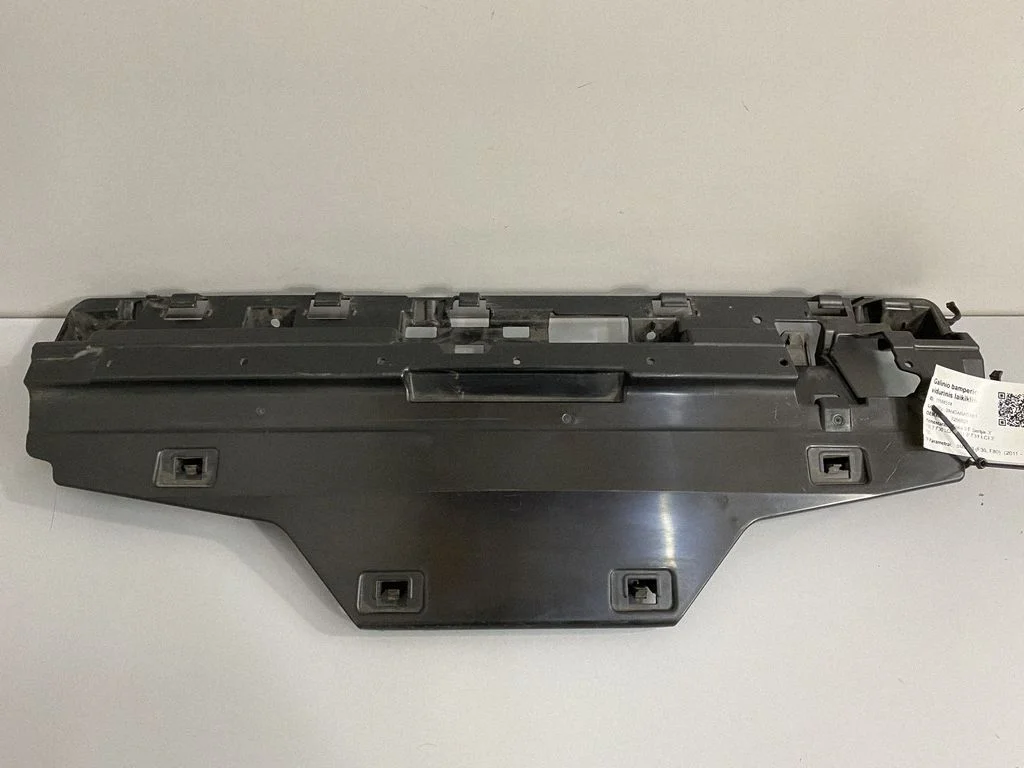 Rear bumper mounting bracket – BMW 3 Series F30 F35 F31 (2012-2018)