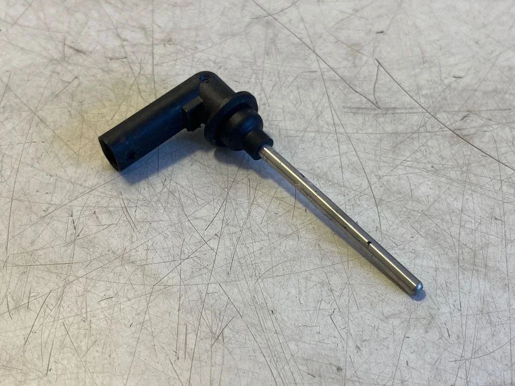 Coolant temperature sensor