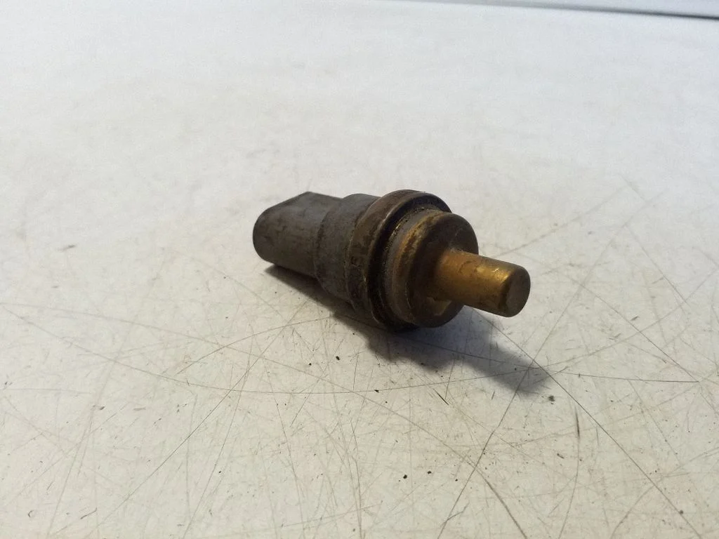 Coolant temperature sensor 06A819501