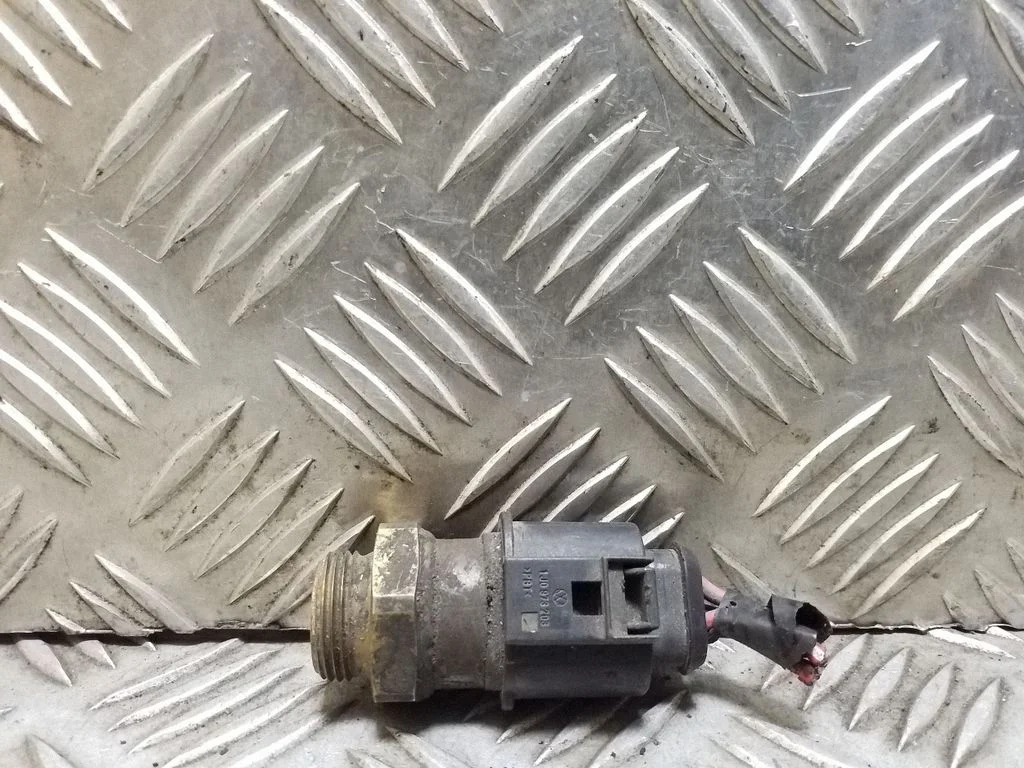 Jahutusvedeliku temperatuuriandur – Audi A3 S3 8L (1996-2003)