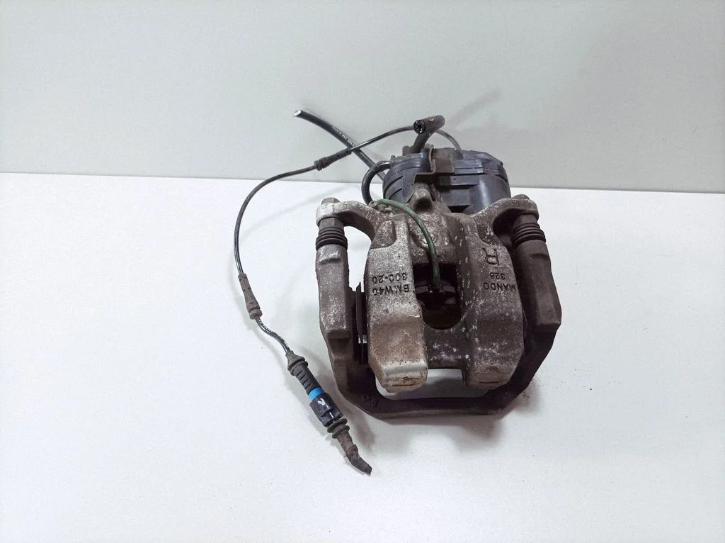 Zacisk hamulcowy tylny – BMW Seria 3 G20 G21 (2019-)