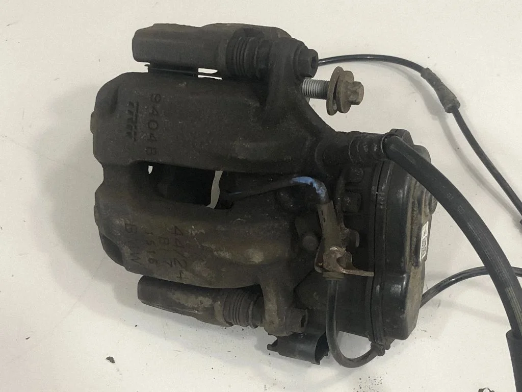 Rear brake caliper