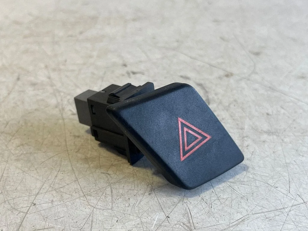 Hazard light switch 843320D020