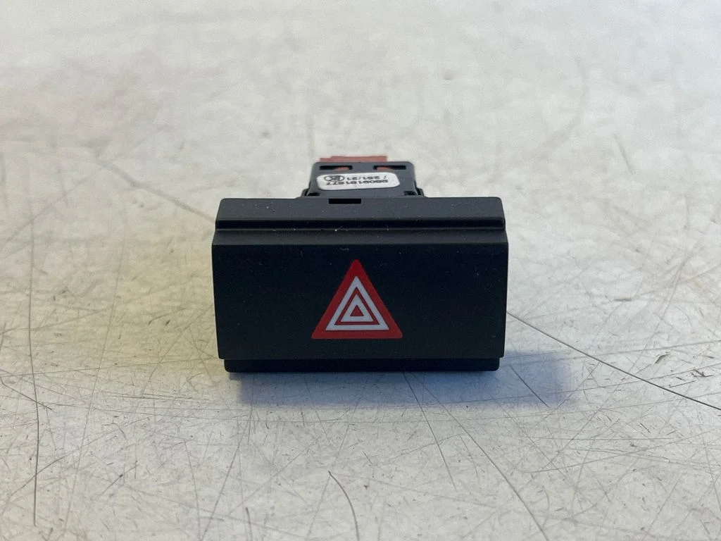 Hazard light switch 9809181677 – Opel Vivaro (2019-)