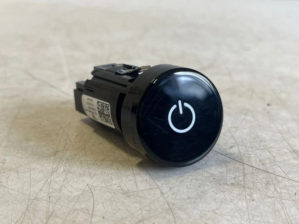 Engine start stop button switch 9J1905865A