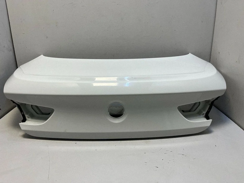 Tagaluuk (pakiruumi) – BMW 6-seeria F12 F13 (2010-2018)