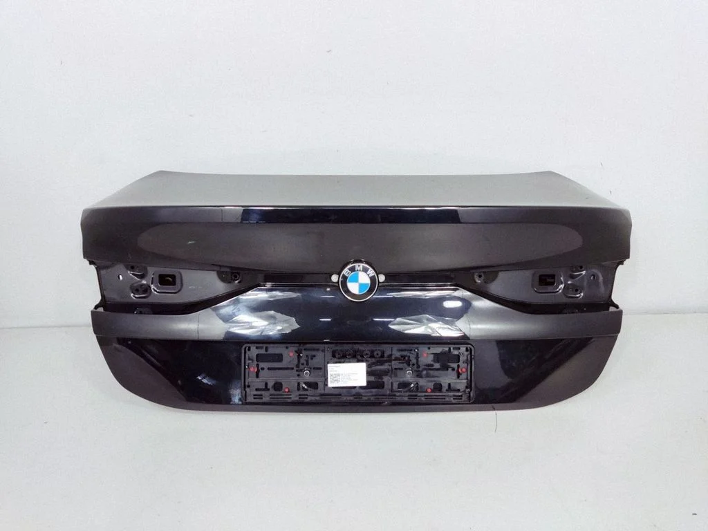 Aizmugurējais vāks (bagāžnieka) – BMW 2. sērija F44 (2019-2024)